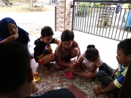 BELAJAR DAN BERMAIN BERSAMA ANAK-ANAK NGRANCAH